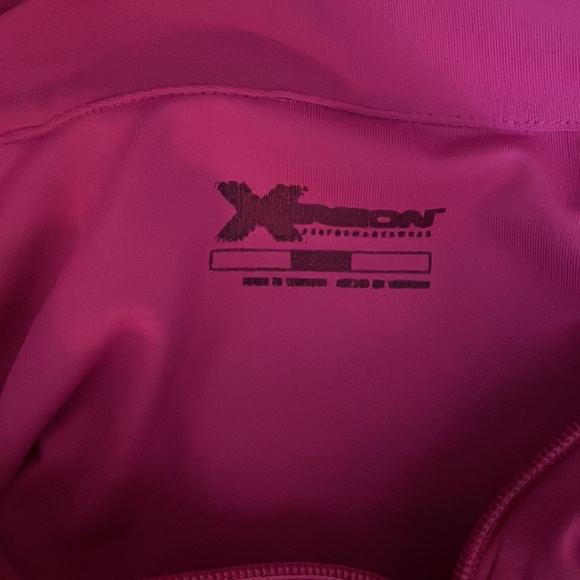 Pink exercise jacket - Picture 3 of 3